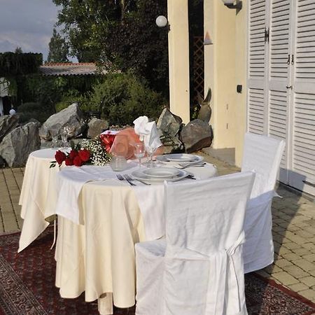 לינה וארוחת בוקר Cortiglione Premiata Osteria Dei Fiori מראה חיצוני תמונה