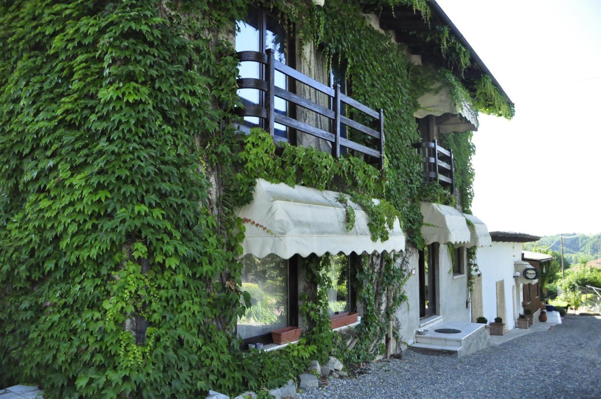 לינה וארוחת בוקר Cortiglione Premiata Osteria Dei Fiori מראה חיצוני תמונה
